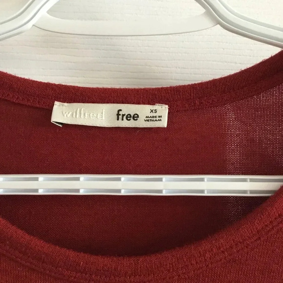 Wilfred Free long sleeve Red Oversized Sweater Size XS - Picture 3 of 5